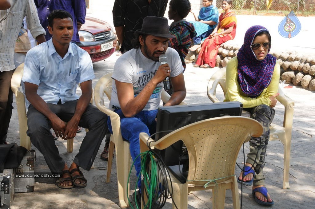 Director Movie New Stills - 54 / 63 photos