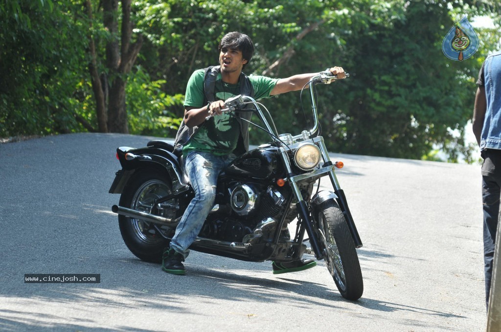 Disco Movie New Stills - 2 / 96 photos