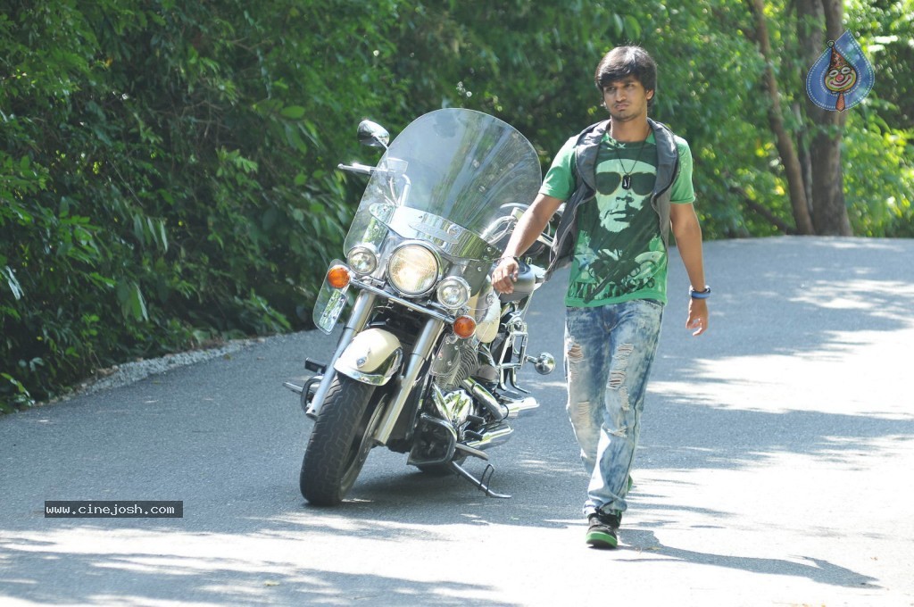 Disco Movie New Stills - 44 / 96 photos