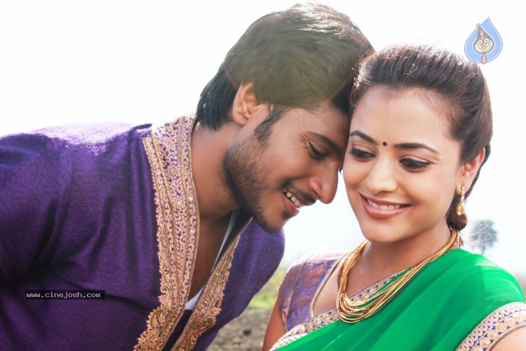 DK Bose New Pics - 5 / 10 photos
