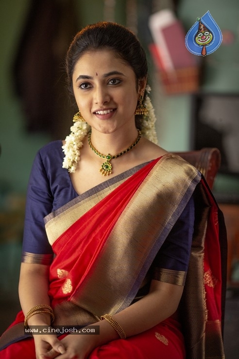 Doctor Tamill Movie Stills - 5 / 8 photos