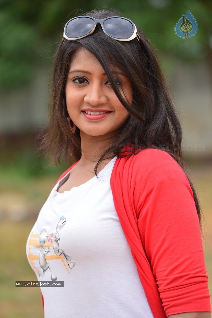 Dollar Ki Maro Vaipu Movie New Photos - 52 / 53 photos