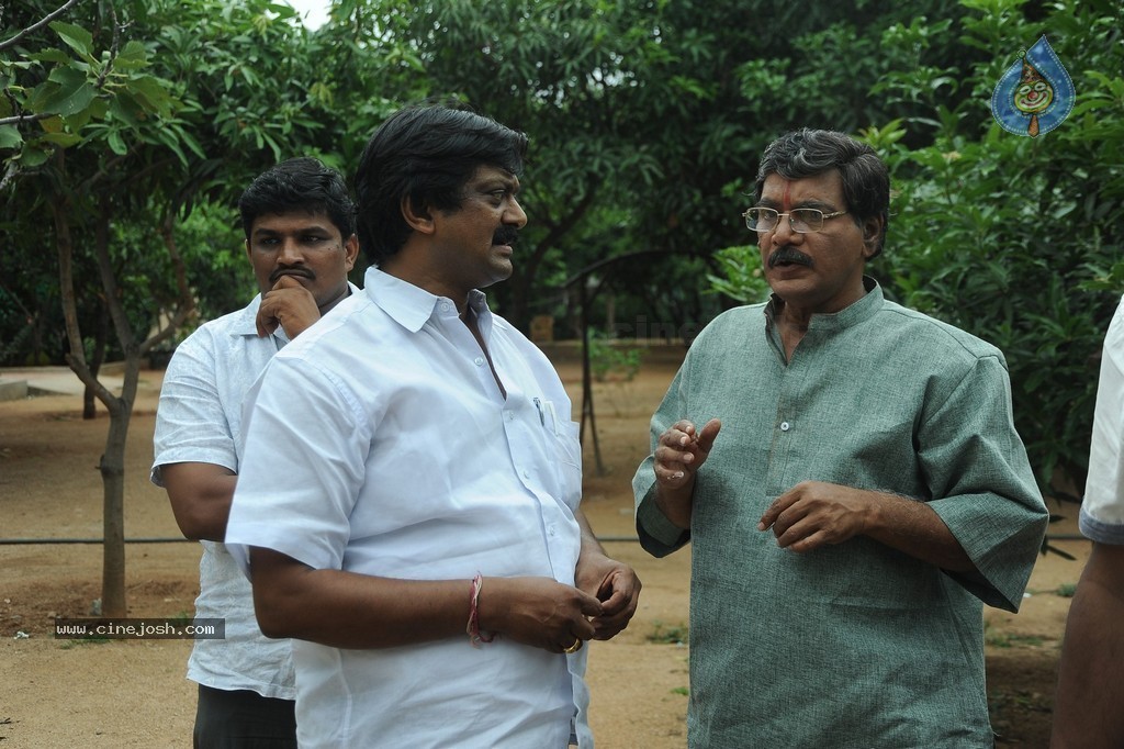 Dollar Ki Maro Vaipu Movie New Photos - 53 / 53 photos