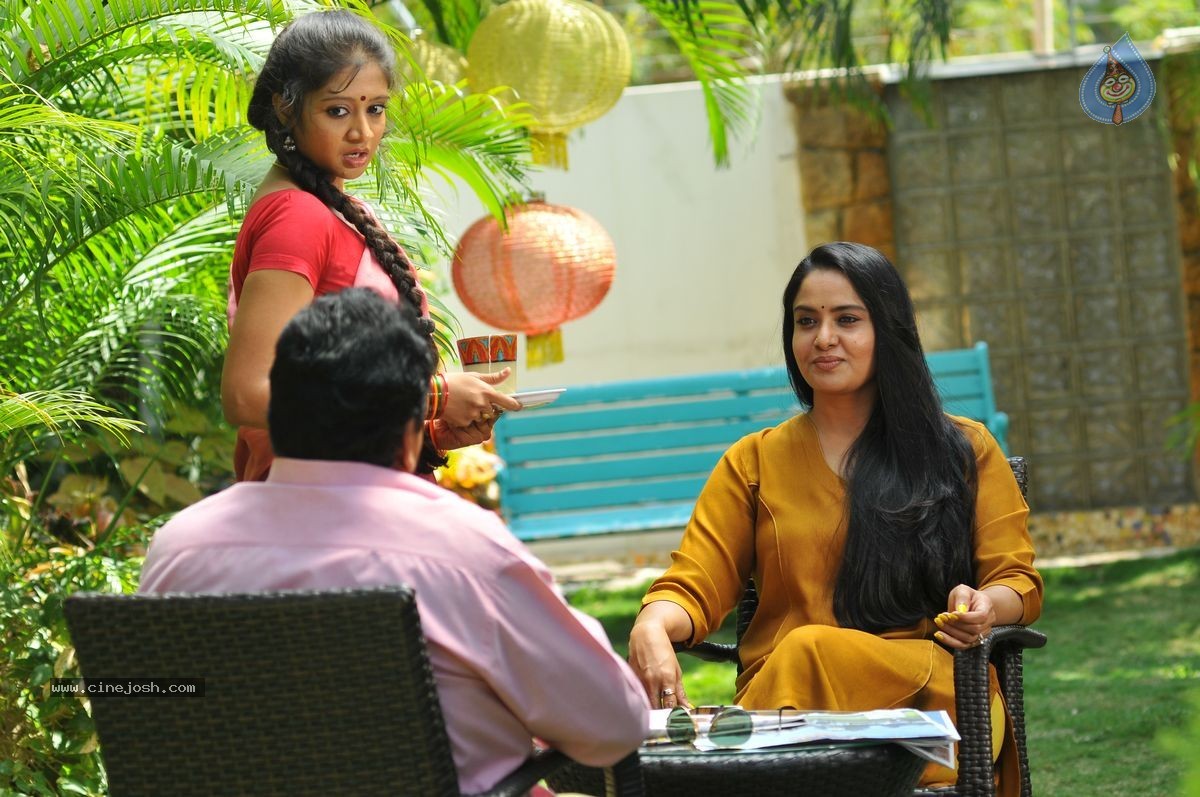 Dongata Movie Latest Stills - 19 / 35 photos