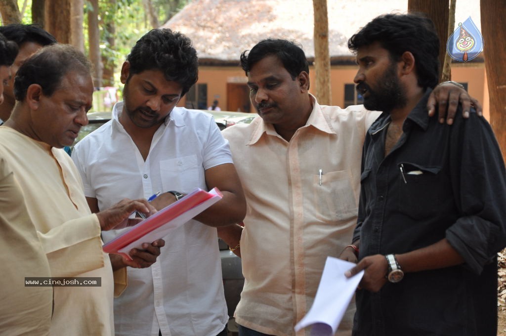 Dooramu Movie Stills - 15 / 24 photos