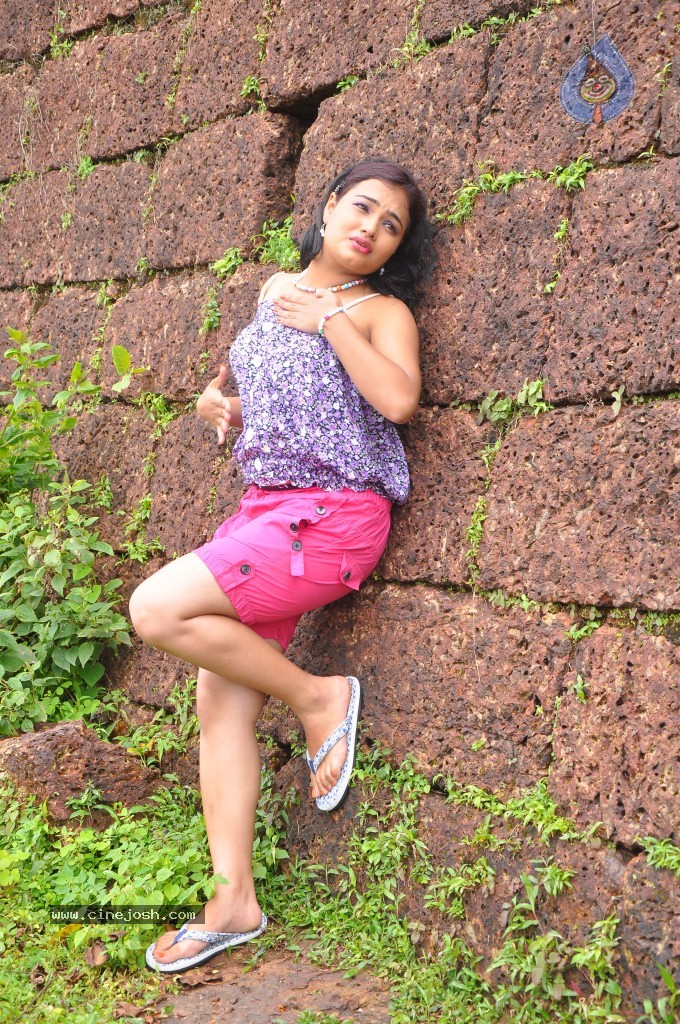 Double Trouble Movie Stills and Walls - 125 / 148 photos