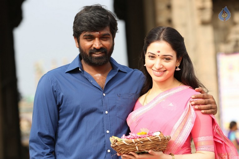 Dr Dharmaraju Mbbs Movie Photos - 3 / 11 photos