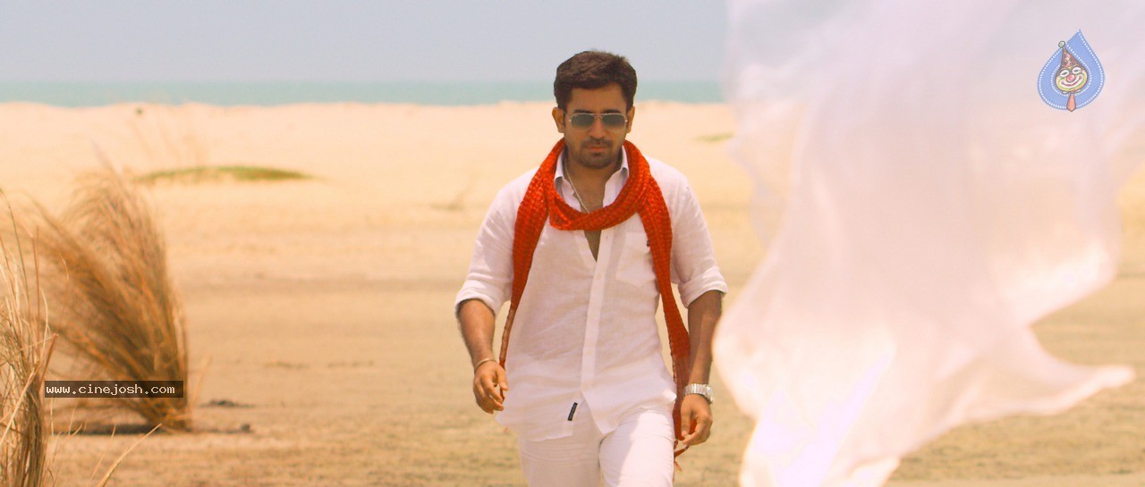 Dr Saleem Movie New Pics - 5 / 34 photos