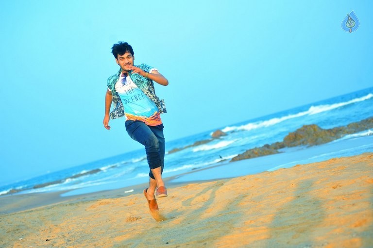 Drishya Kavyam Movie Photos - 3 / 104 photos
