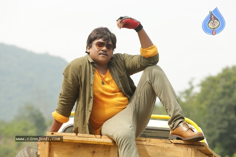 Driver Ramudu Movie Stills - 2 / 8 photos
