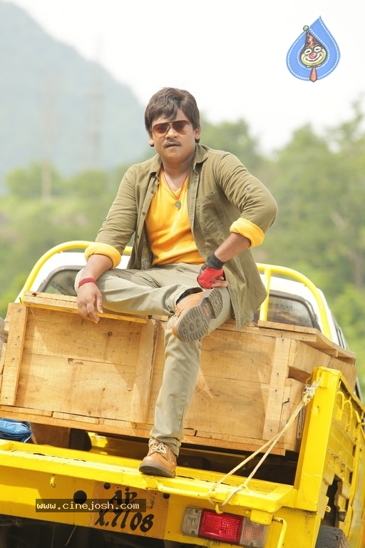 Driver Ramudu Movie Stills - 8 / 8 photos