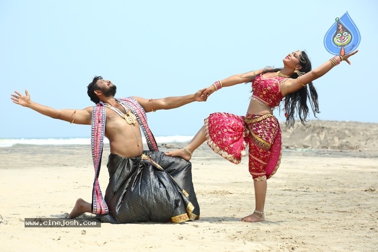 Durmargudu Movie Photos and Posters - 16 / 49 photos