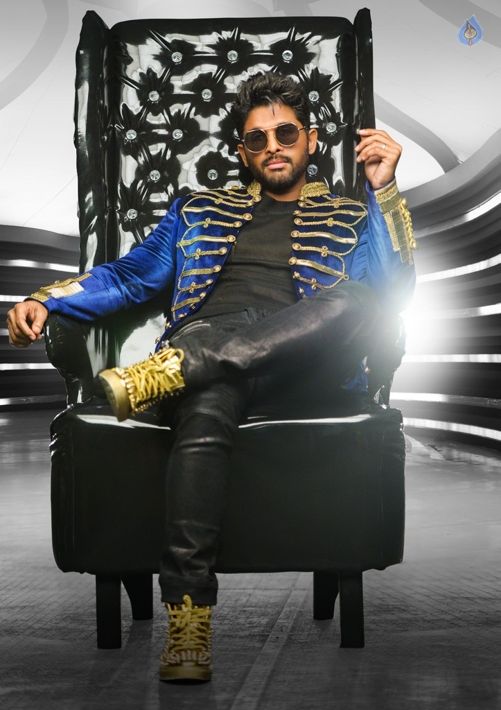 Duvvada Jagannadham Movie Stills - 21 / 24 photos