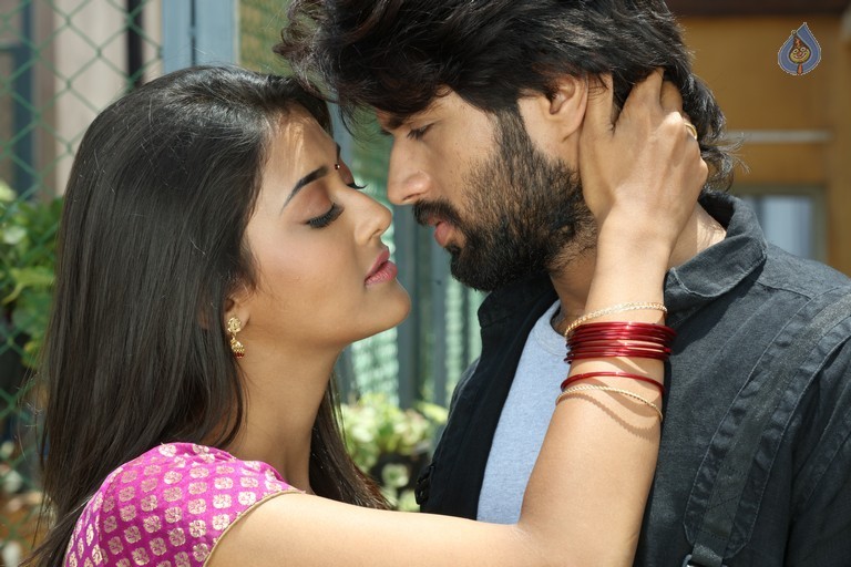  Dwaraka Movie Photos - 5 / 14 photos