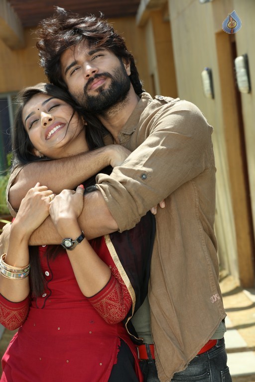  Dwaraka Movie Photos - 9 / 14 photos