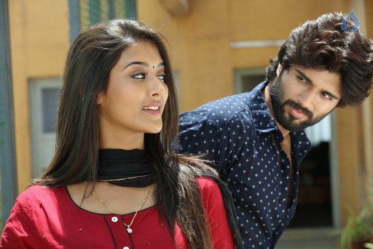  Dwaraka Movie Photos - 13 / 14 photos