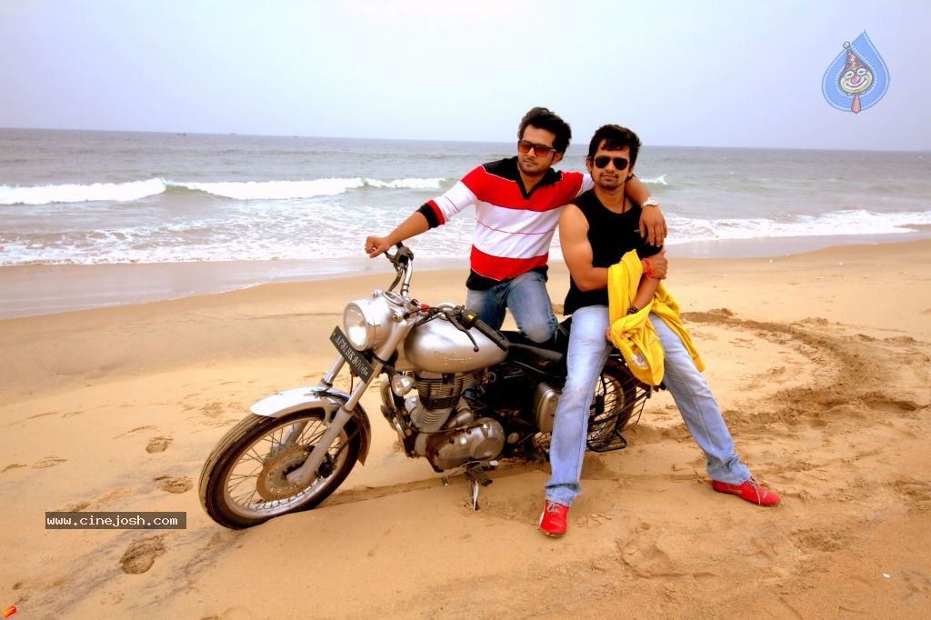 Edalo Cheragani Gurthulu Movie Stills - 7 / 78 photos