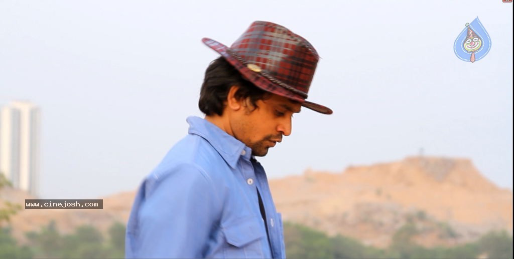 Edalo Cheragani Gurthulu Movie Stills - 31 / 78 photos