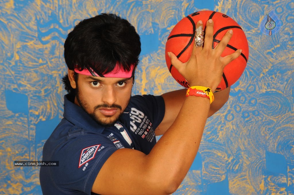 Ee Girl Friend No. 9 Movie Stills n Walls - 31 / 93 photos