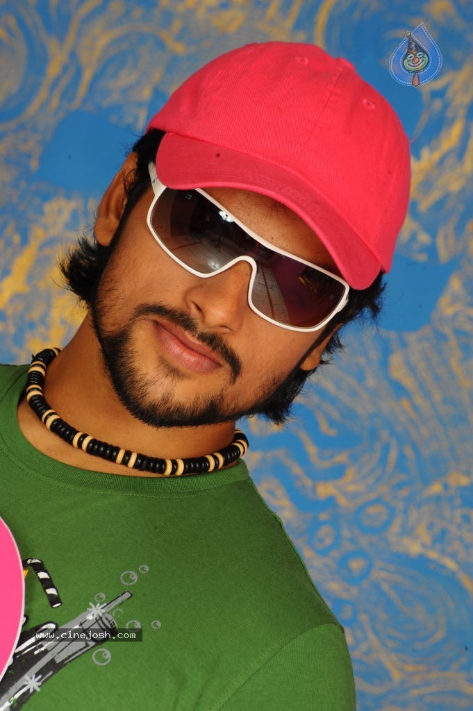 Ee Girl Friend No. 9 Movie Stills n Walls - 43 / 93 photos