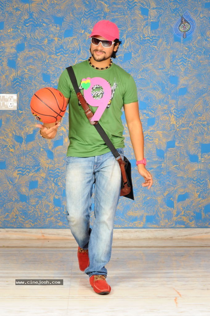 Ee Girl Friend No. 9 Movie Stills n Walls - 90 / 93 photos