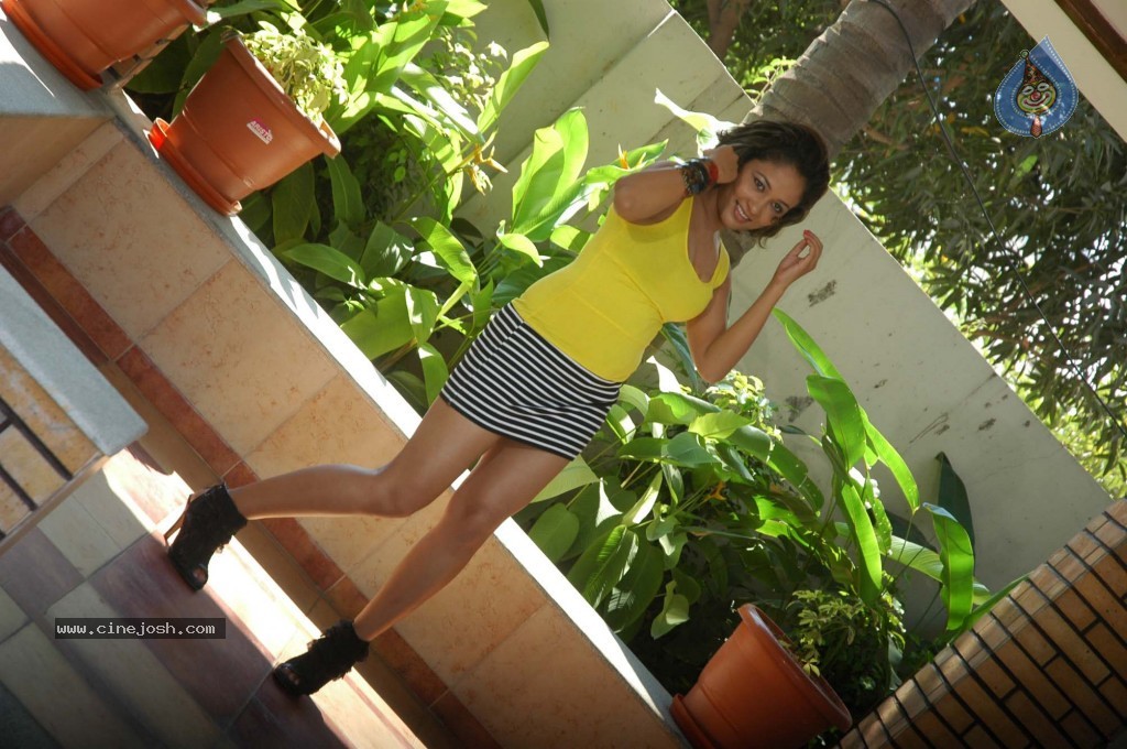 Ee Manase Movie Stills - 18 / 37 photos