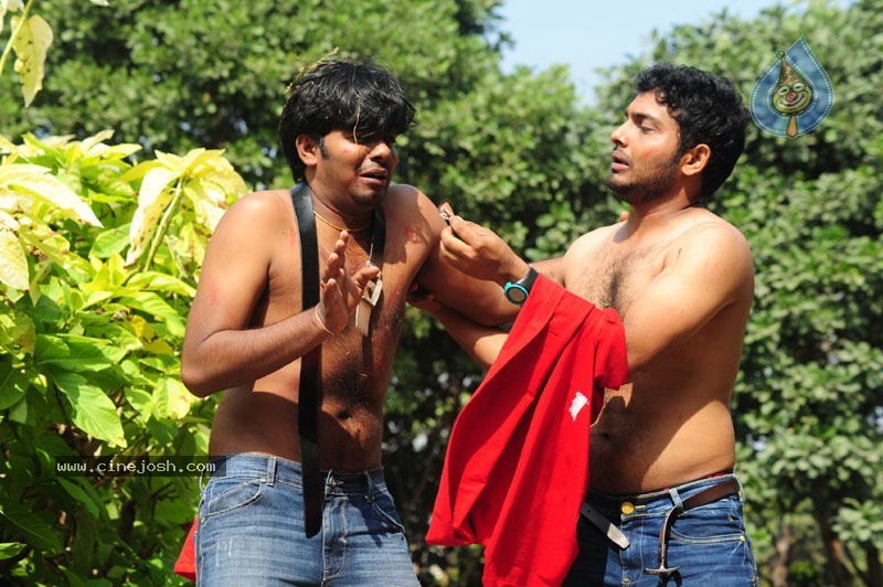 Ee Premalo Anni Ekkuve Movie Photos - 5 / 16 photos