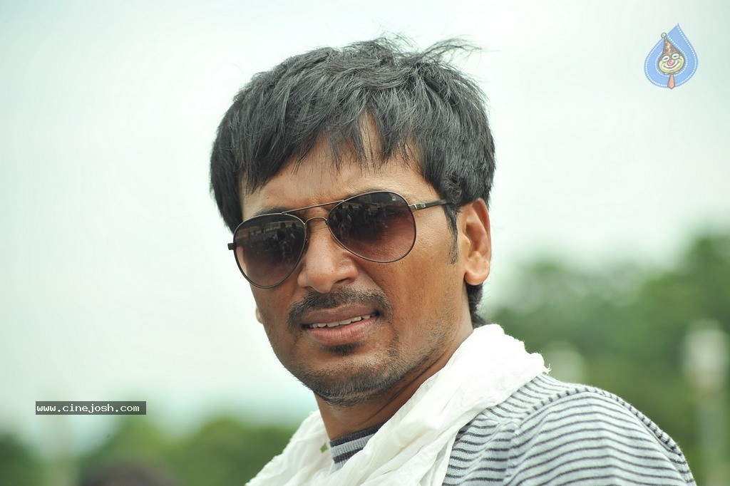 Ee Varsham Sakshiga New Stills n Posters - 52 / 152 photos