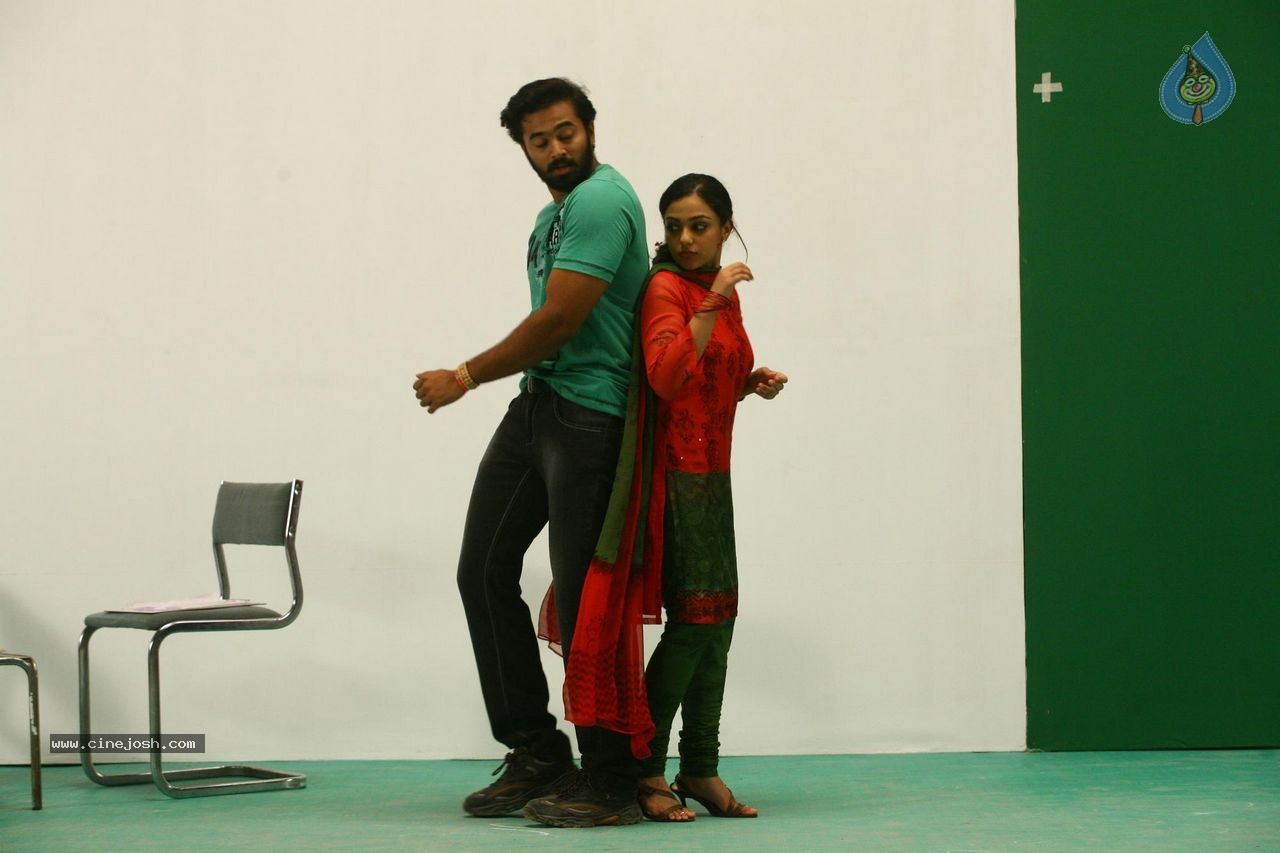 Ee Velalo Movie Stills and Posters - 26 / 51 photos