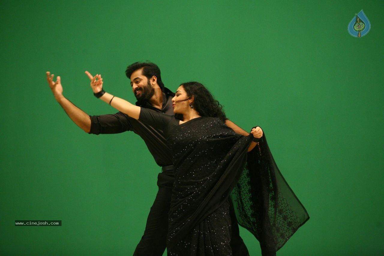 Ee Velalo Movie Stills and Posters - 50 / 51 photos