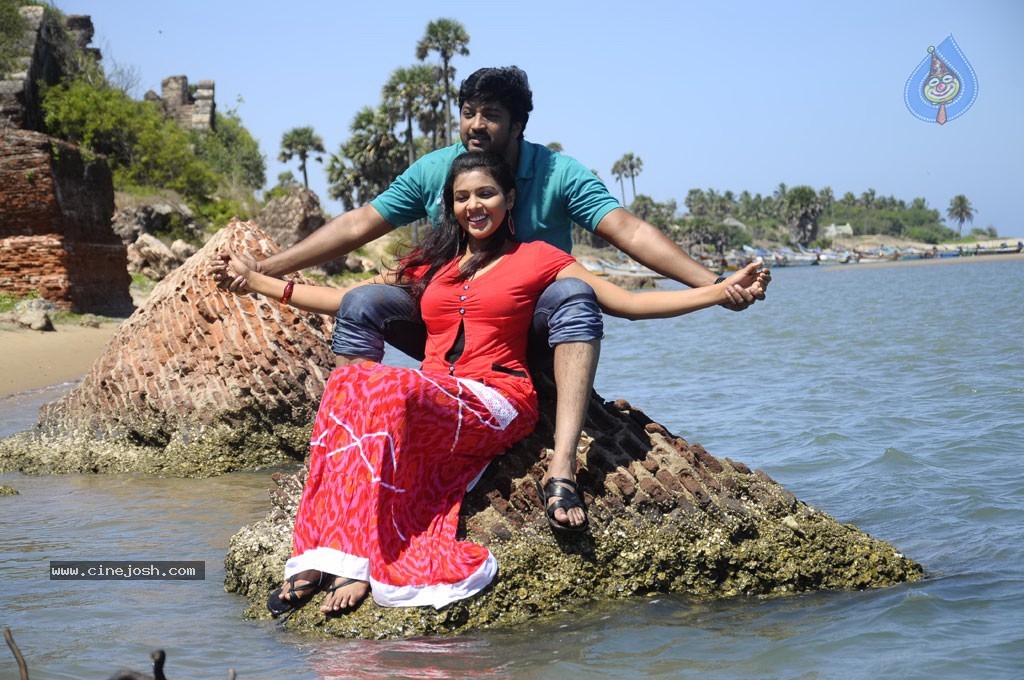 Eera Veyyil Tamil Movie Stills - 13 / 31 photos
