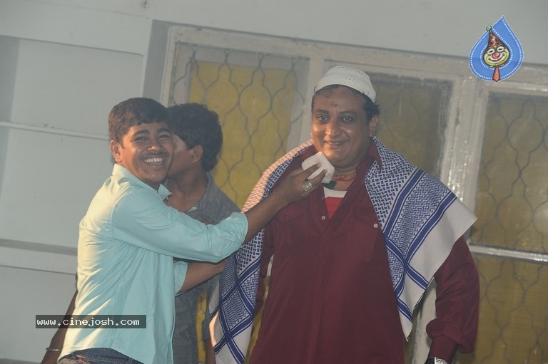 Ek Movie Working Stills - 13 / 21 photos