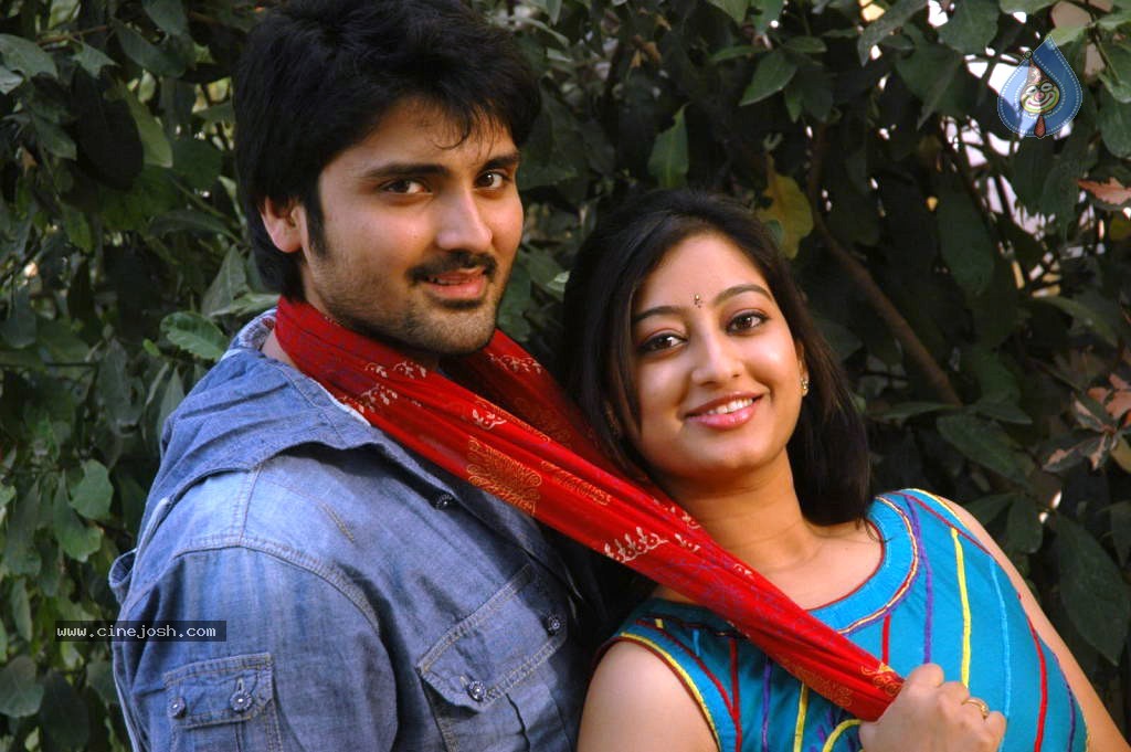 Em Chesave Nannila Movie Stills - 33 / 48 photos
