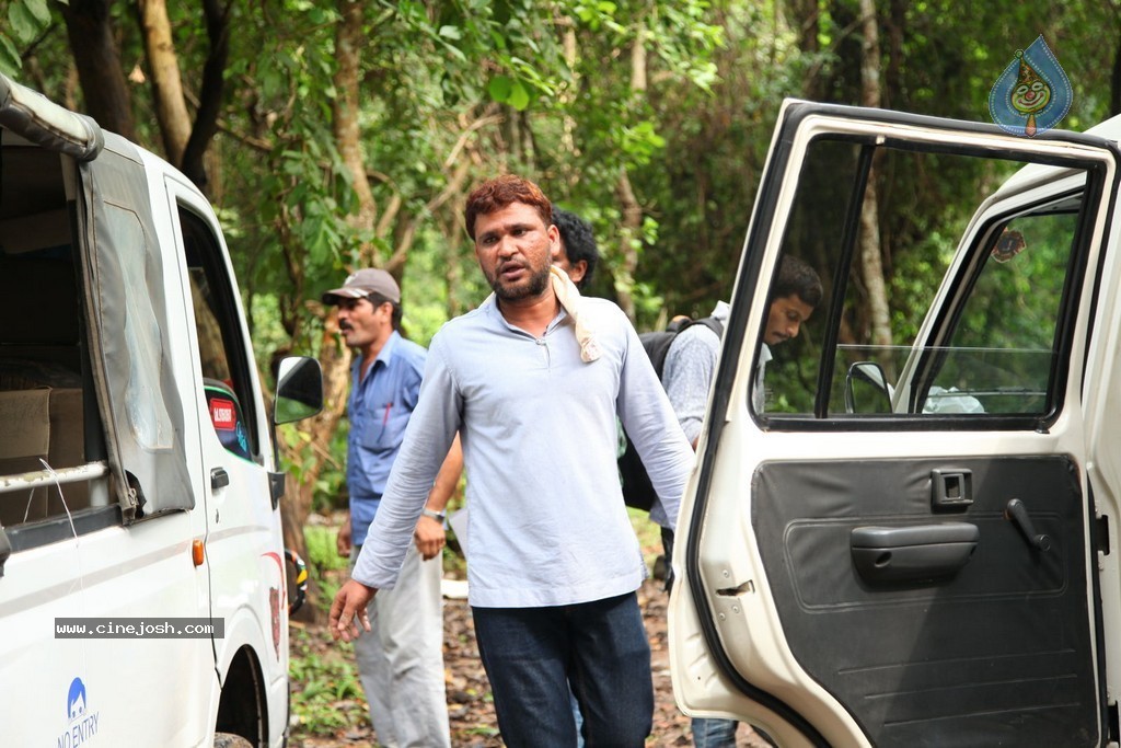 Emaindi Movie Stills - 10 / 66 photos