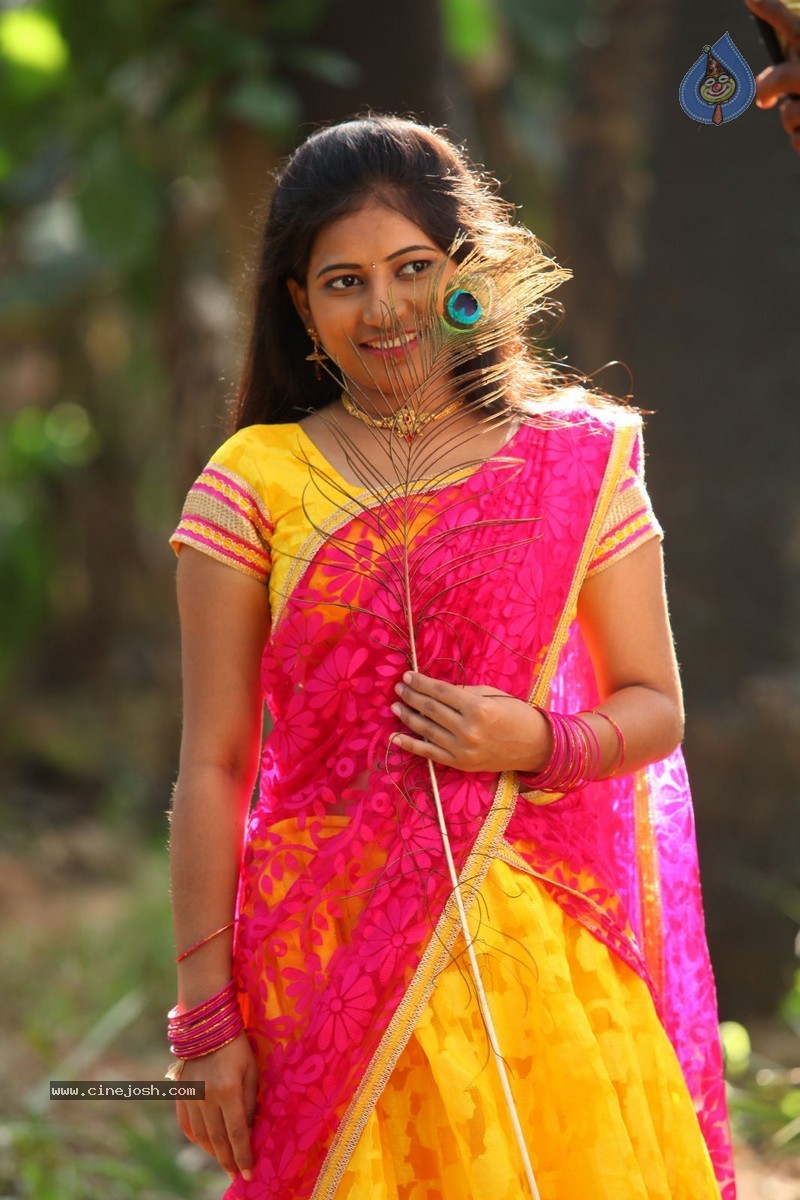 Emaindi Movie Stills - 32 / 66 photos