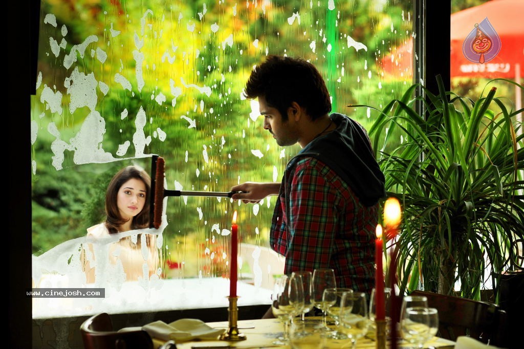 Endhukante Premanta Movie Stills  - 1 / 10 photos