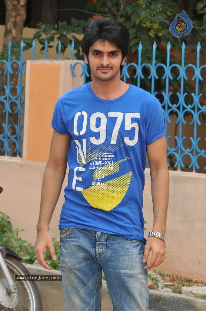 Enduko Nachav Movie New Stills - 23 / 34 photos