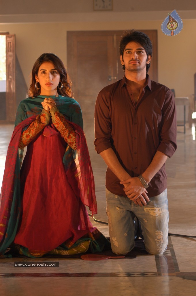 Enduko Nachav Movie Stills - 30 / 38 photos