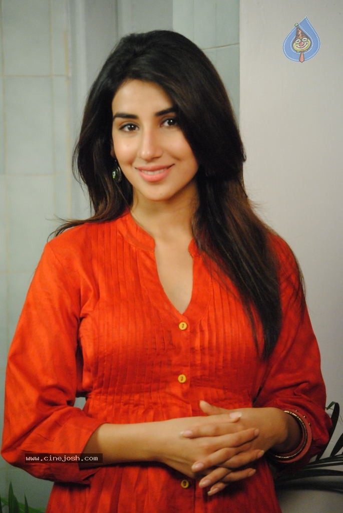 Enduko Nachchav Movie New Stills - 93 / 150 photos