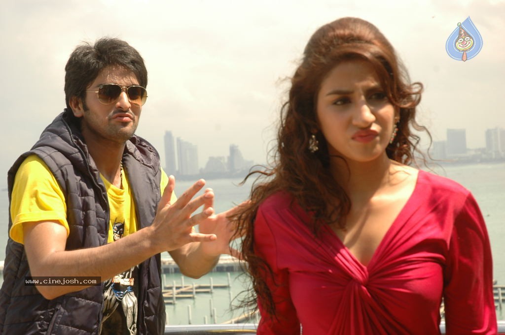 Enduko Nachchav Movie New Stills - 102 / 150 photos