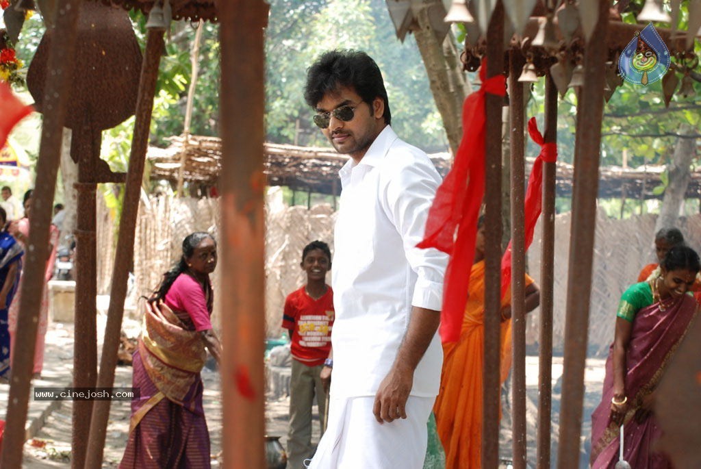 Engeyum Eppothum Movie Stills - 11 / 57 photos