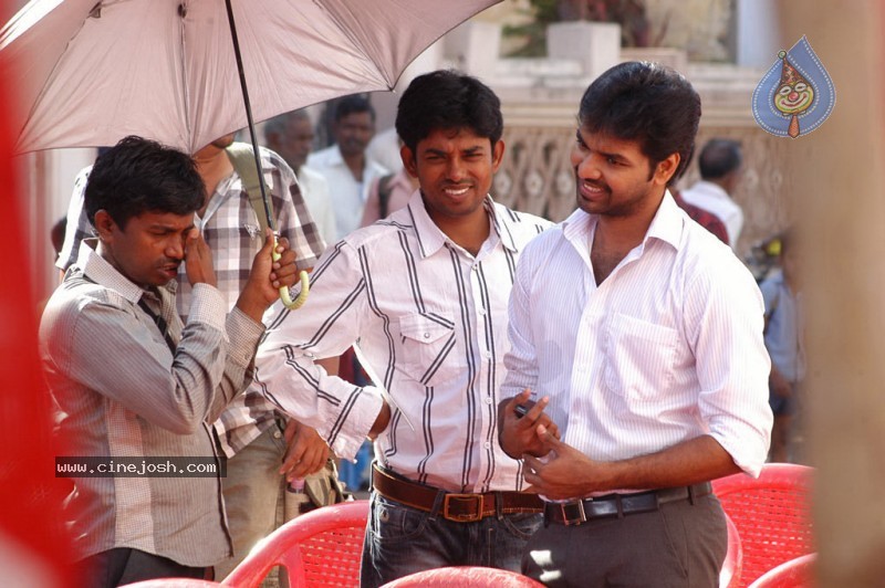 Engeyum Eppothum Tamil Movie Stills - 12 / 39 photos