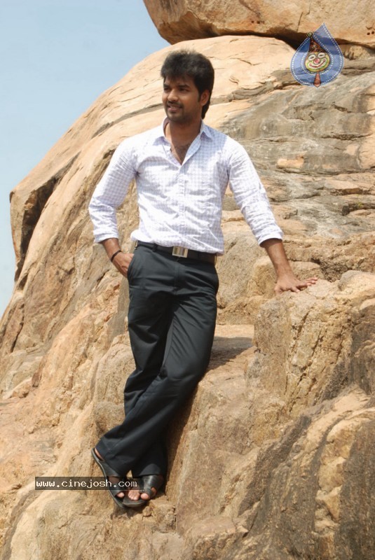 Engeyum Eppothum Tamil Movie Stills - 26 / 39 photos