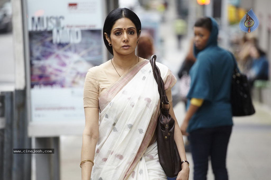 English Vinglish Movie New Stills - 9 / 27 photos