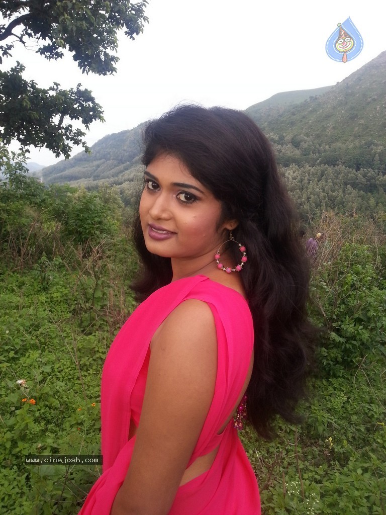 Enjoy Movie New Stills - 23 / 30 photos