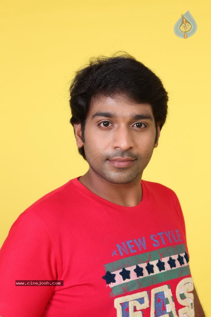 Enjoy Movie Stills and Wallpapers - 23 / 56 photos