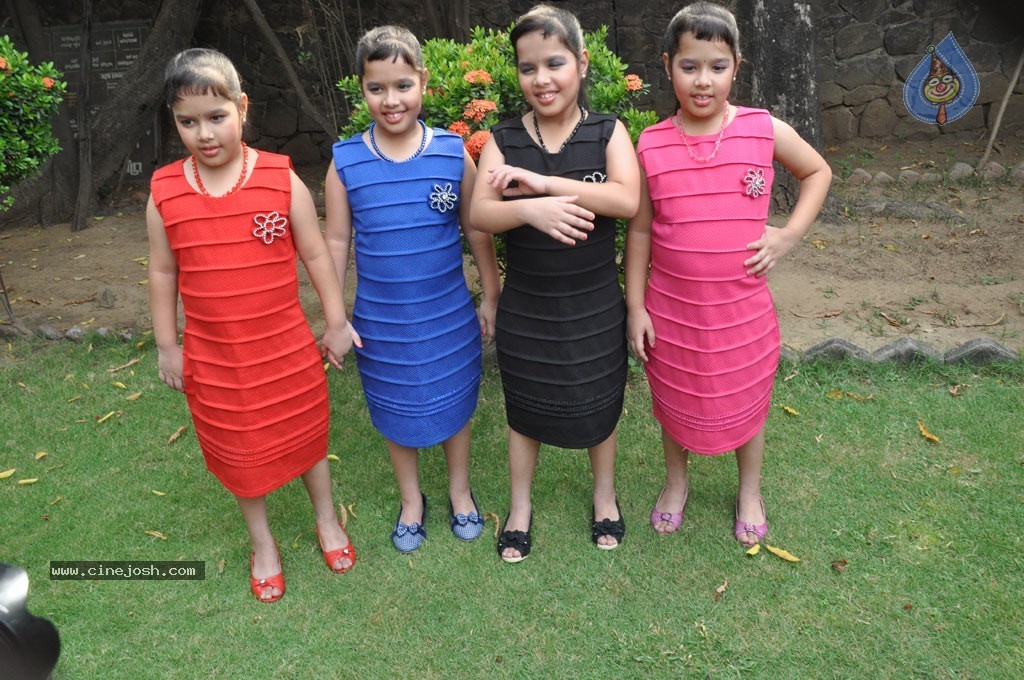 Enna Satham Intha Neram Tamil Movie Stills - 73 / 101 photos