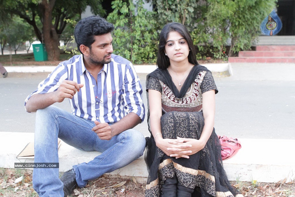 Ennai Piriyadhey Tamil Movie Stills - 33 / 36 photos