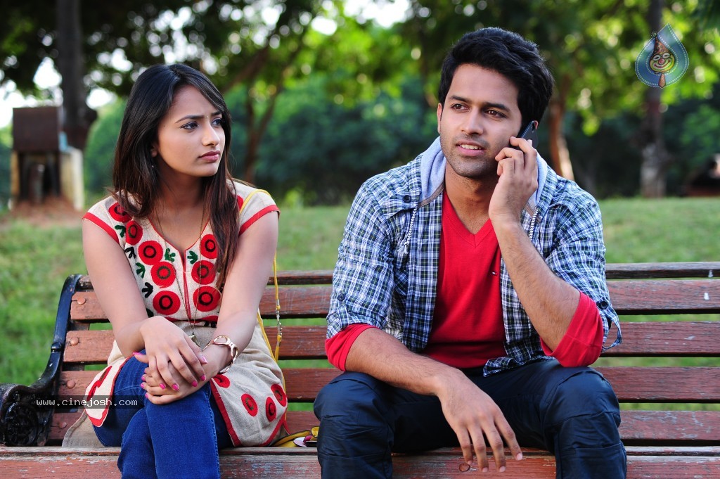 Entha Andanga Unnave Movie Stills - 7 / 12 photos