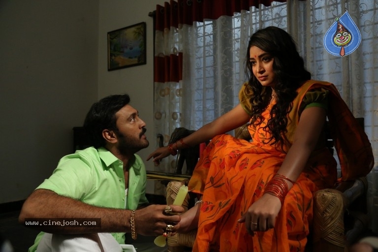 Erra Chira Movie Stills - 9 / 12 photos